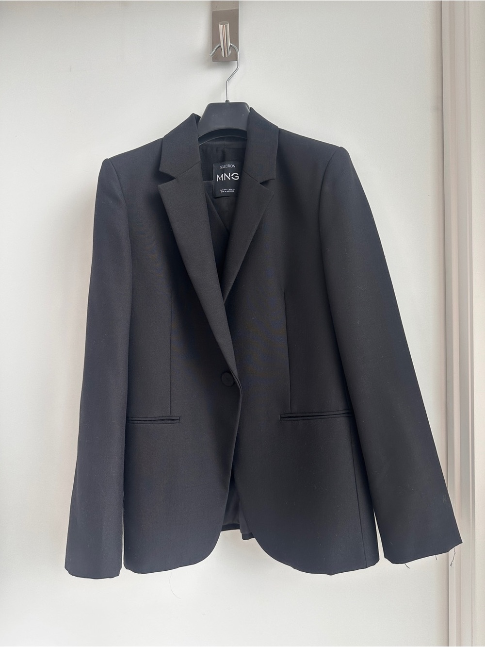 Mango Selection 3-Piece Suit Set – Blazer, Vest & Pants